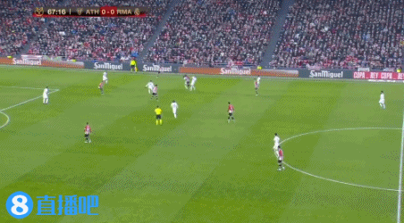 三分球！詹姆斯生涯50000分，达成连场里程碑