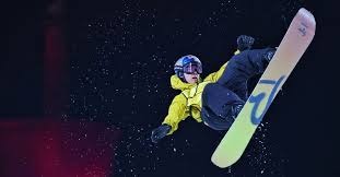 保加利亚传奇佩内夫被紧急送往肿瘤医院治疗，他曾患有睾丸癌