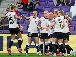 仅差1篮板再刷纪录！41岁詹姆斯31+10+9结束三连败